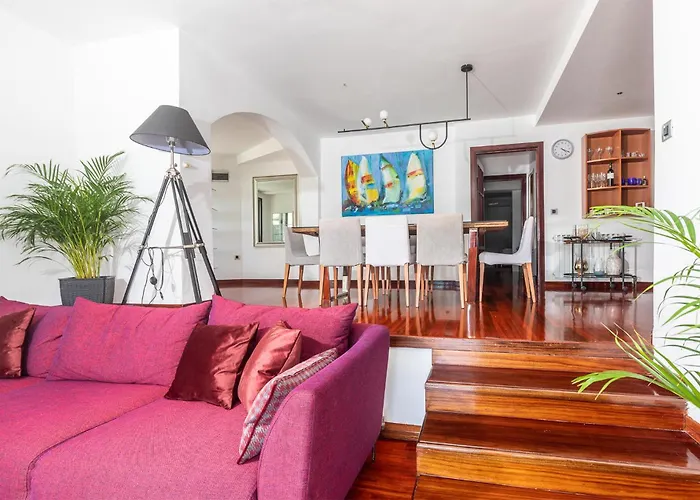 Casa vacanze Front In With Kitchen *