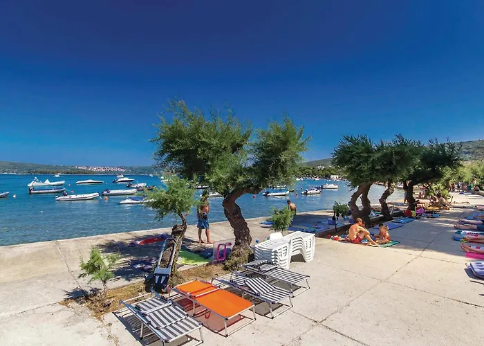 Front In With Kitchen Casa vacanze Punat